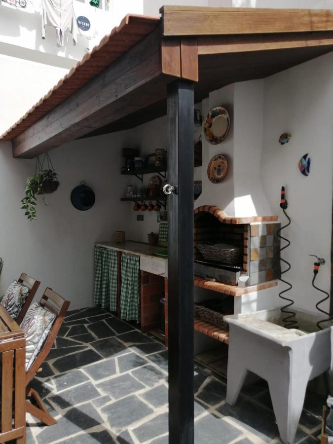 Courtyard House - Sun, Barbecue, Beach Сесимбра Екстериор снимка